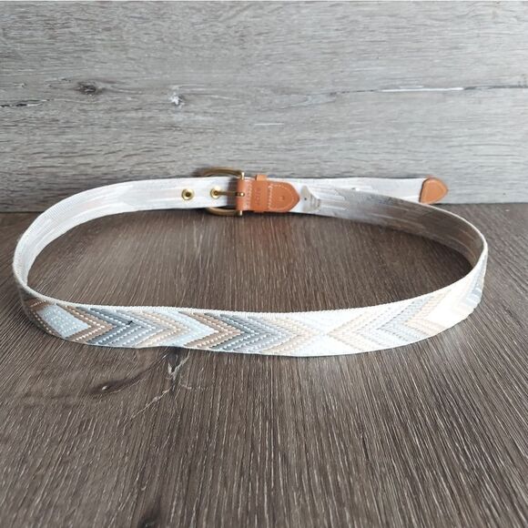 J Crew Chevron Pattern Belt Medium EUC - Picture 2 of 7